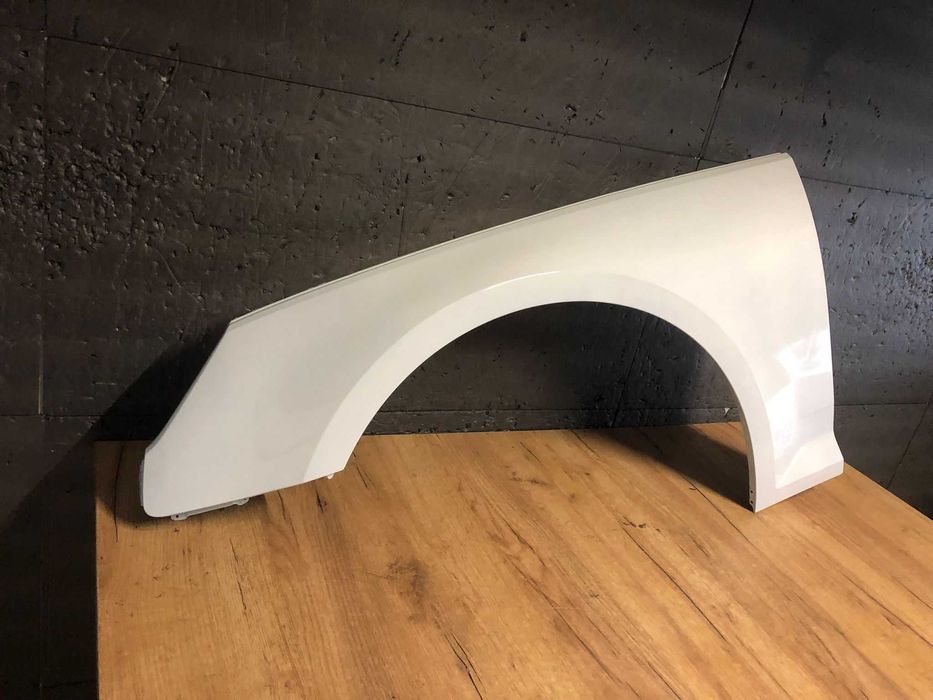 Aripa Fata Stanga Audi A4 B9 An 2015-2019 (LY9C (Alb))