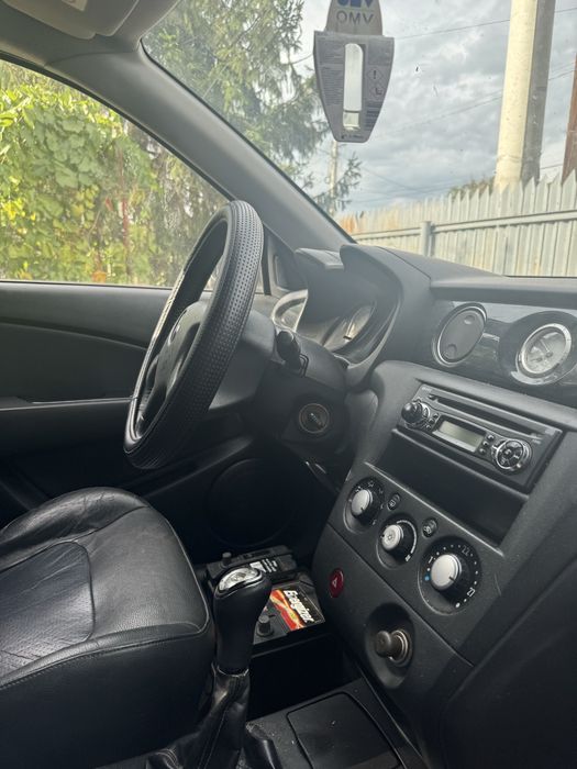 Mitsubishi Outlander 2.0 /AN 2003.