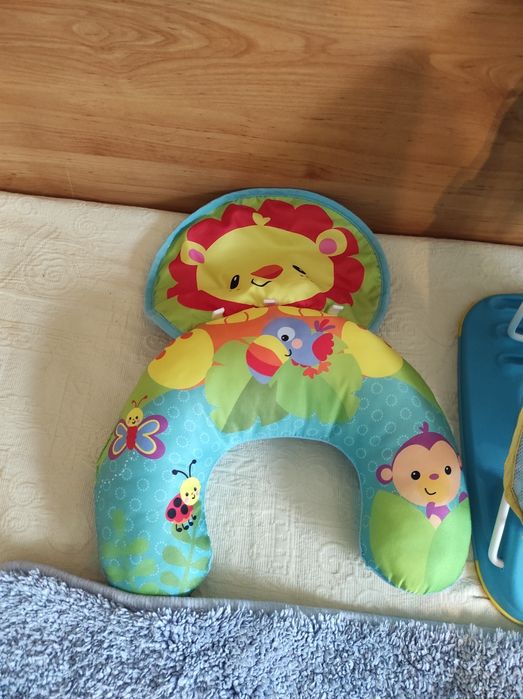 Лот детски неща за спане