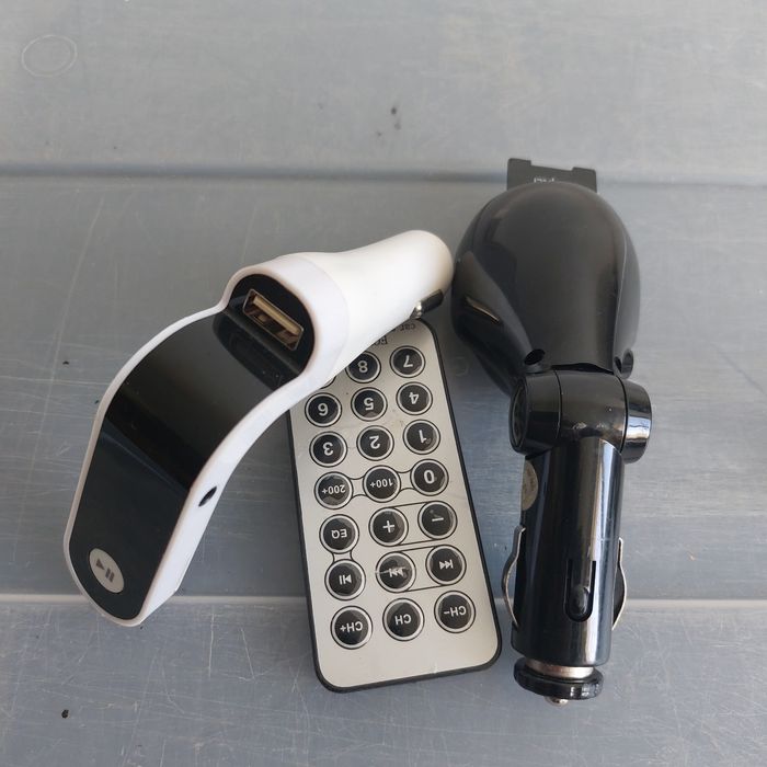 Transmiter BASEUS auto Bluetooth MP3  S-16 2 porturi USB+Bonus 2 tran