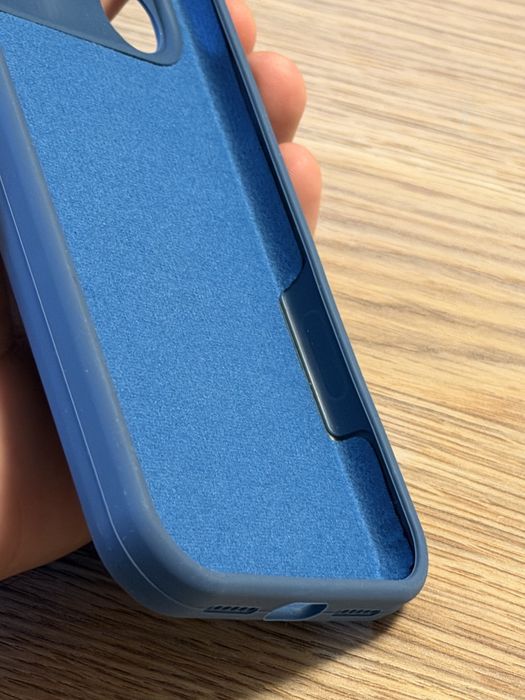 Husa iPhone 17 Pro Max silicon interior textil