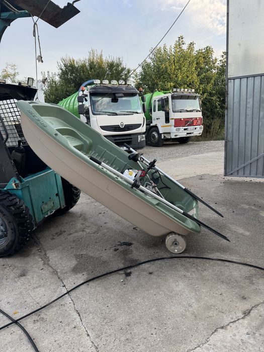 Barca bic 245  de vanzare