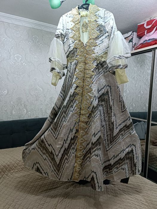 Kelin salom,Ansanbl yangi 1 tasi 400000 sòm