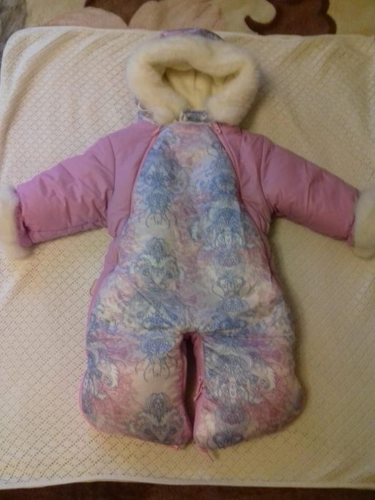 Детский комбинезон для девочки.