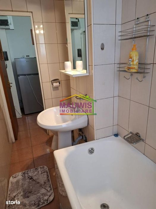 Dristor- metrou - 1 min- bloc mixt