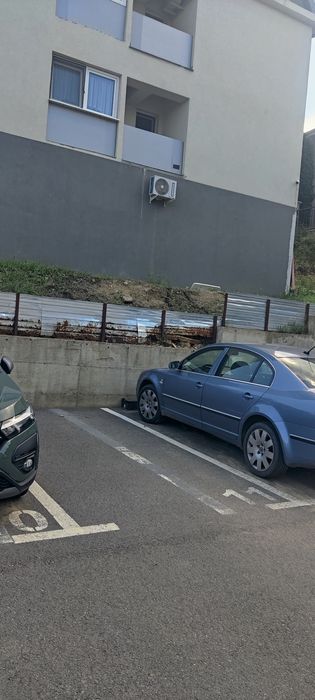 Inchiriere parcare exterioara floresti teilor 39