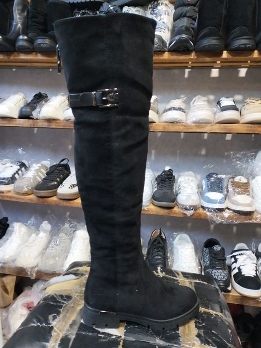 Продам обувь ботфорт