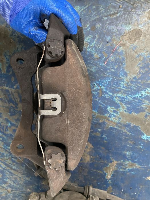 Etrier etrieri stanga dreapta fata 320mm audi a4 b8 a5 a6 c7 q5