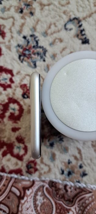 iPhone 11 128gb.