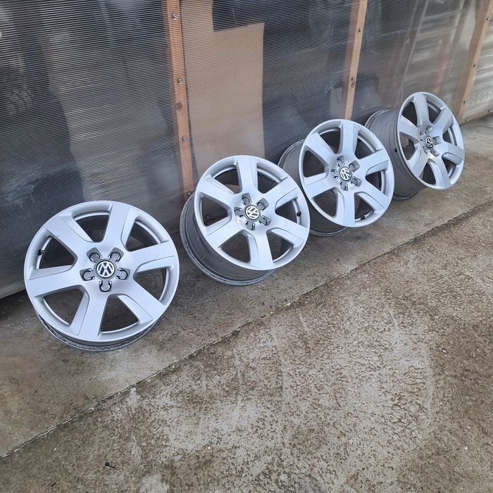 Set 4 buc jante aliaj 5X112/8.J/R17/ET39/VW/Audi/Seat/Impecabile