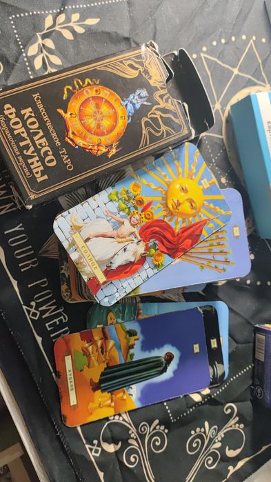 Колоды карт Таро и МАК.