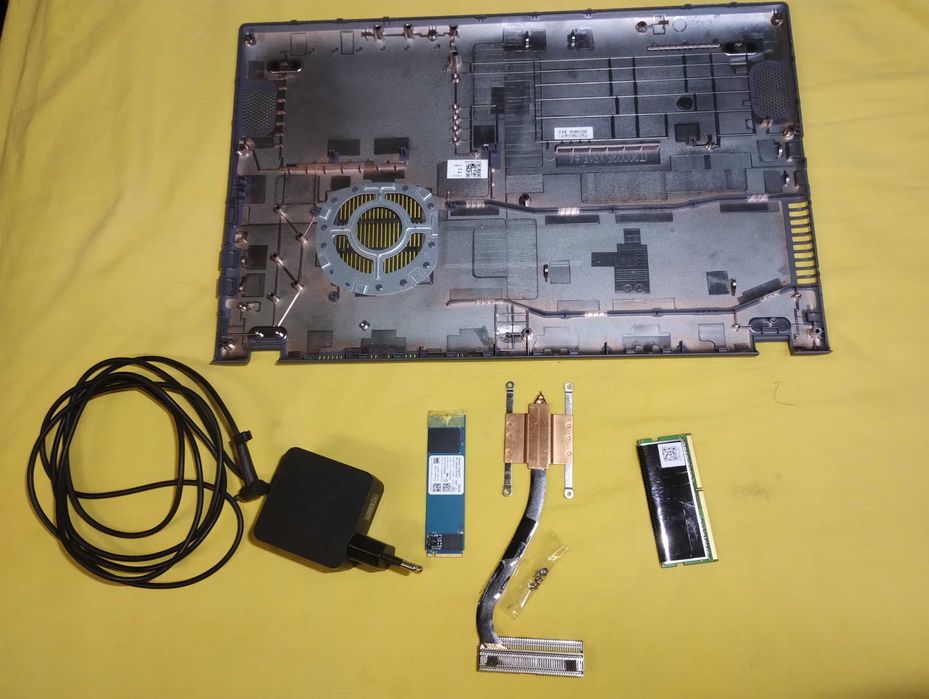 Laptop Asus X515J dezmembrez piese ecran 15 inci