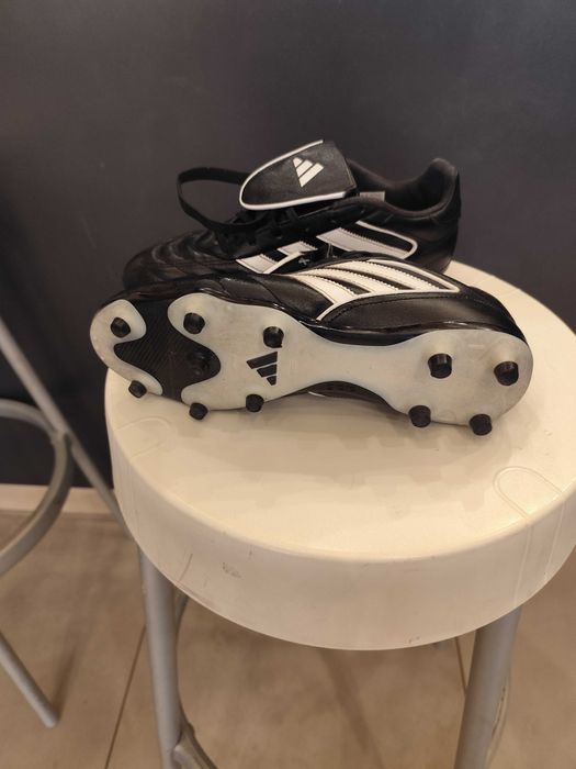 Футболни обувки -ADIDAS-COPA-gloro