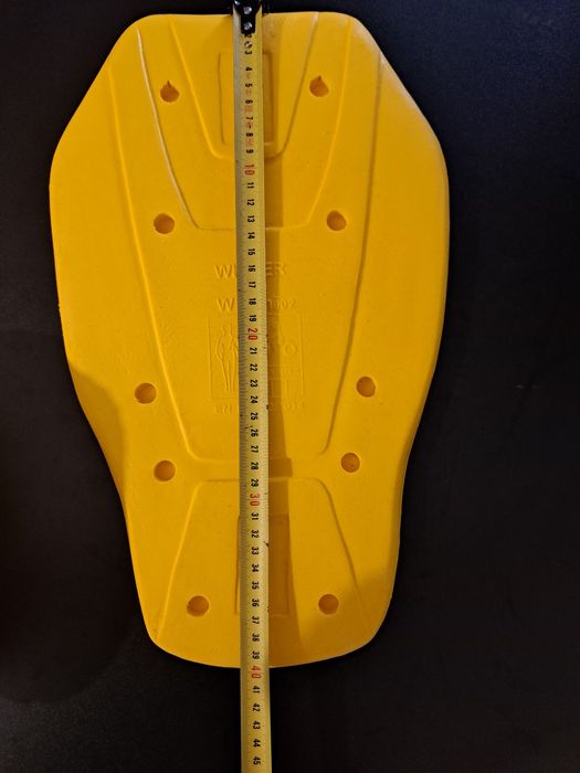 Protecții coate, umeri, genunchi, coloana Winner similar D3O noi!