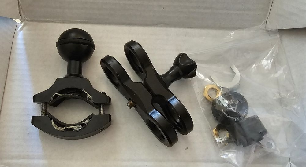 6.25" екран за мотоциклет с функции Android auto/CarPlay