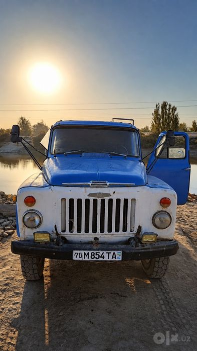 Gaz 53 zur moshina 1976-yil
