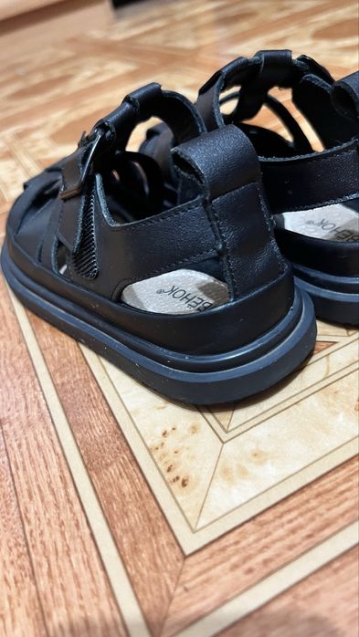 Детские сандалии, кожа