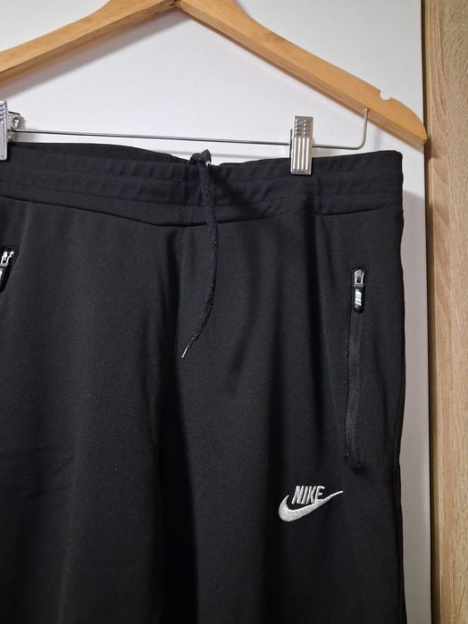 Чисто нов спортен екип дамски