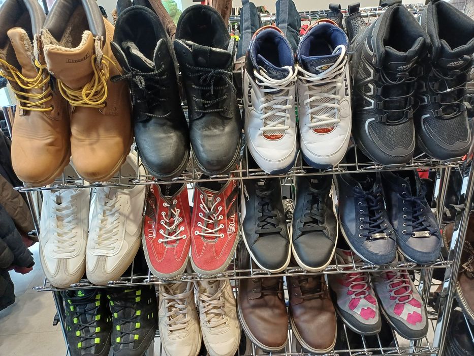 Продавам обувки втора употреба на едро