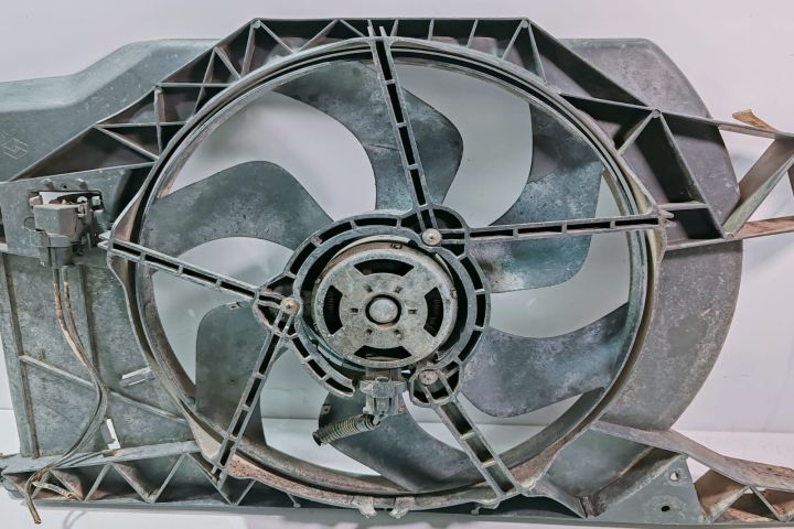 Electroventilator Racire 8200350690 Renault Vel Satis prima generatie