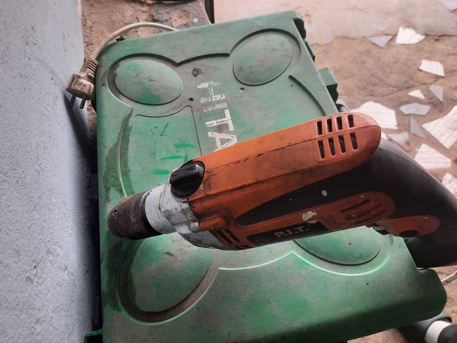 Дрель P.I.T. CROWN.