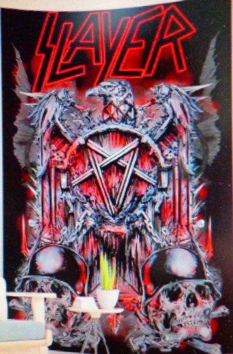 Знамена на метъл групи