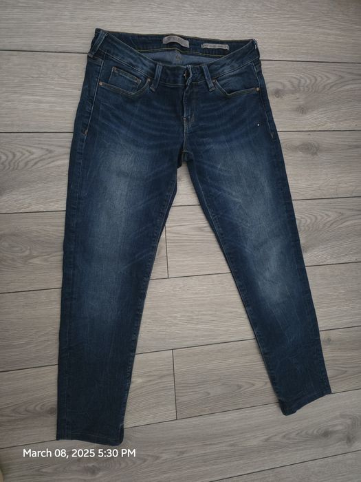 Blugi Guess originali dama