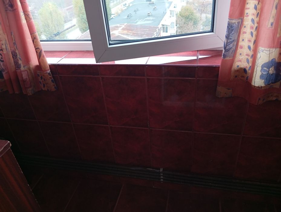 Ofer spre închiriere garsoniera decomandata 35 metri pătrați Craiovița