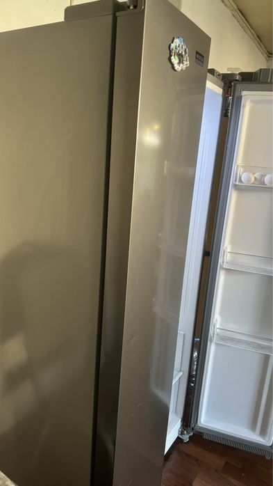 Холодильник Acrline