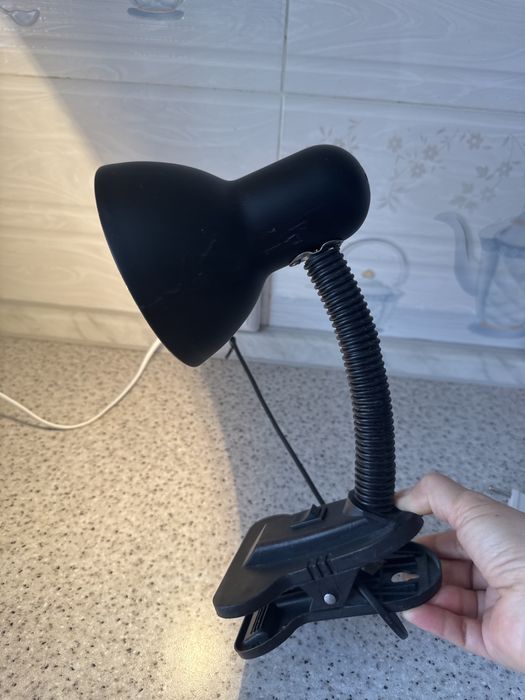 Светильник гибкий прищепка.