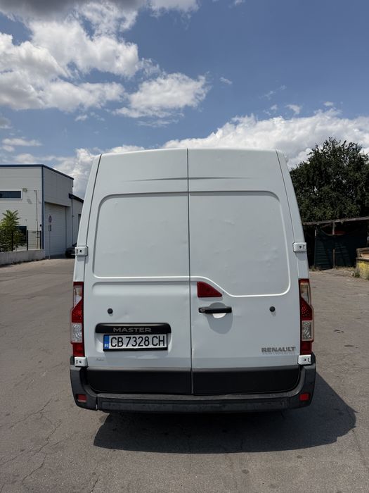 renault master реални хиледи