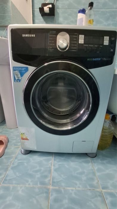 Продам стиральную машину