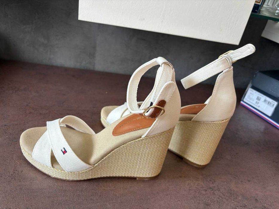 Сандали Tommy Hilfiger