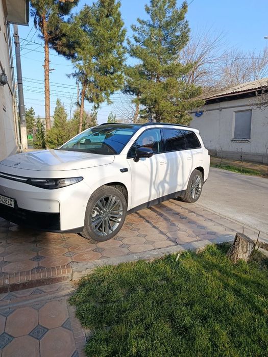 Продаю авотмобил