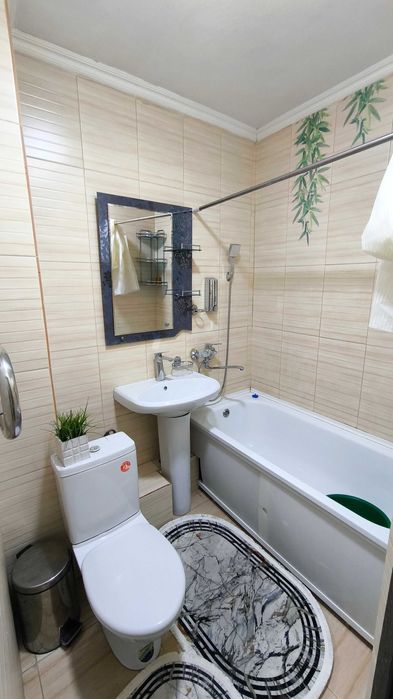 Продаётся 2-комнатная квартира с ремонтом на КАЛДАЯКОВА - ВЕНЕЦИЯ.