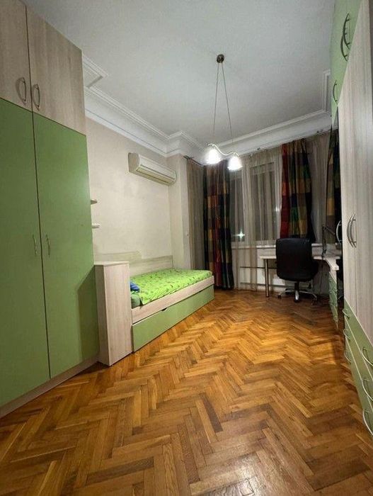 Дава се под наем Четиристаен апартамент в София, Център - 105 кв.м за 999 € - Снимка #9