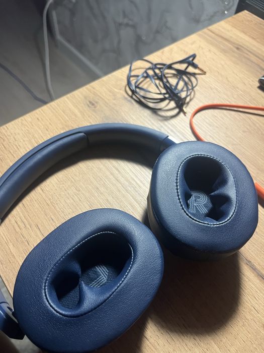 JBL Tune 720BT