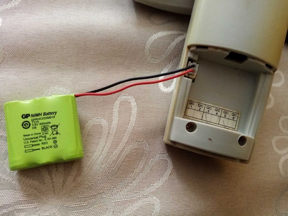 Vand telefon fara fir Nippon NP8360+robot telefonic DSC-Zettler