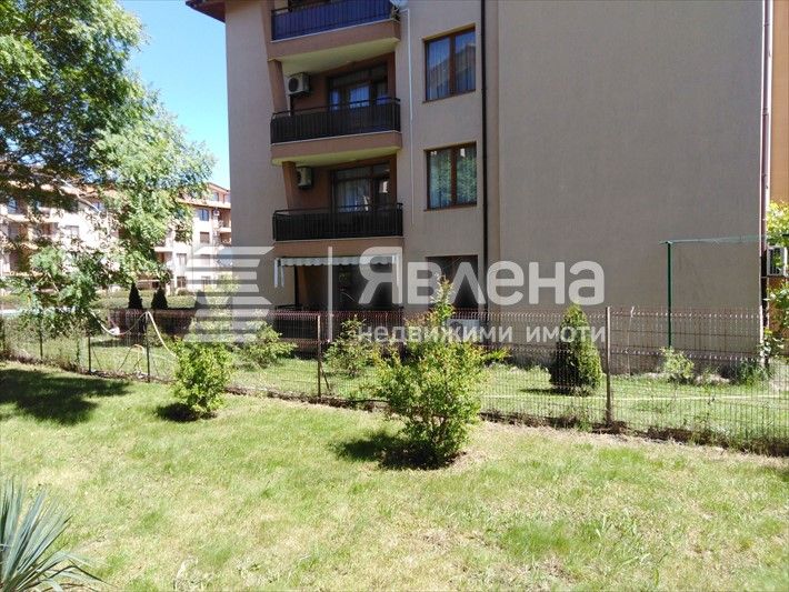 Продава се Едностаен апартамент в Царево - 53 кв.м за 1121 €/кв.м - Снимка #11