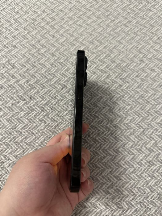 Продам iphone 14 pro