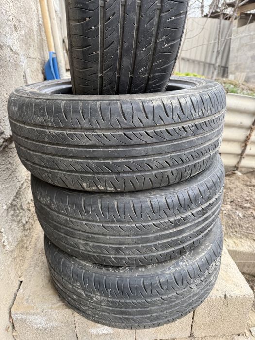Комплект летних шин 205/55/16