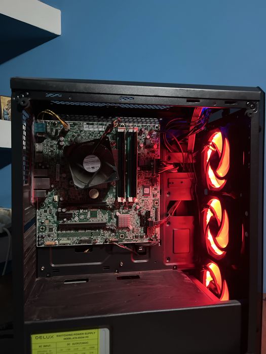 Vand calculator in stare foarte buna