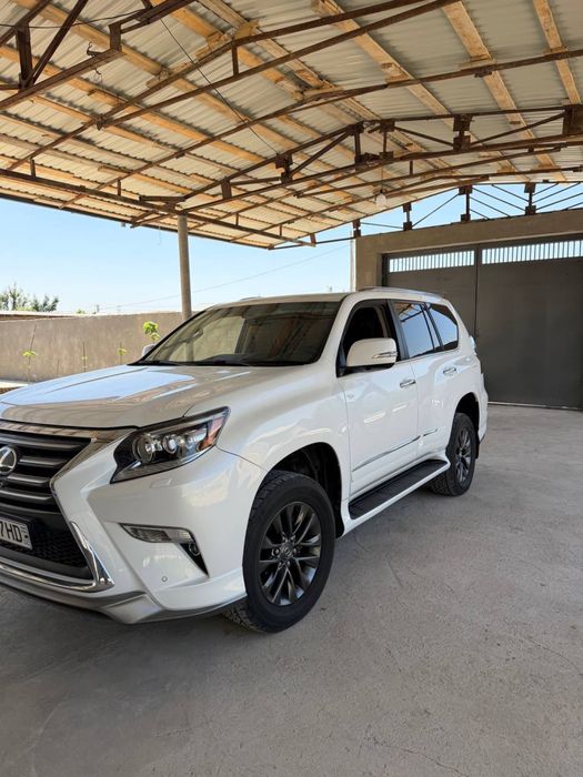 Lexus 460 ресталинг қилинган 2010 йил