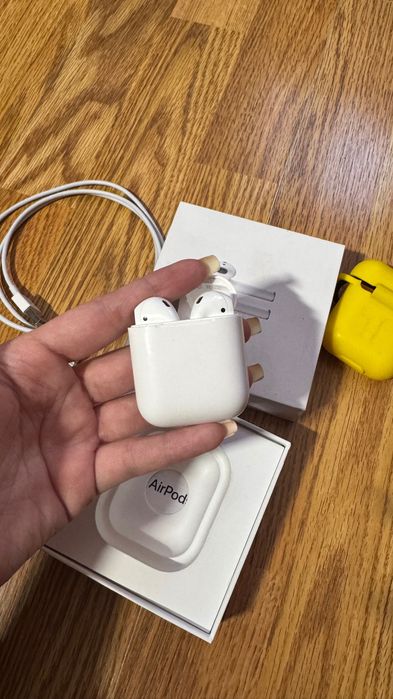 AirPods 2 наушники