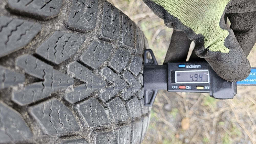 2бр гуми 175 70 14 дънлоп