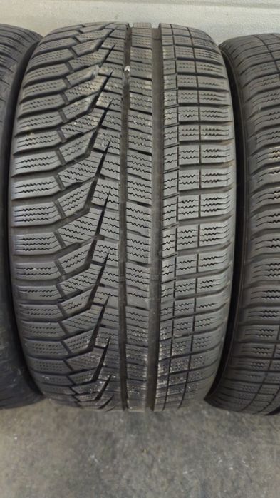 235 35 19 Hankook/Formula iarna M+S