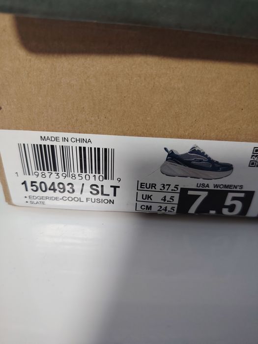 SKECHERS  маратонки
