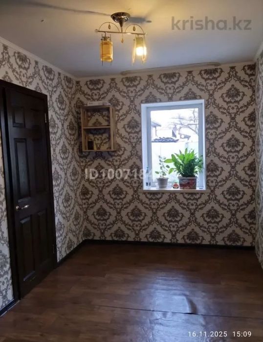 Продаётся просторный шестикомнатный дом.