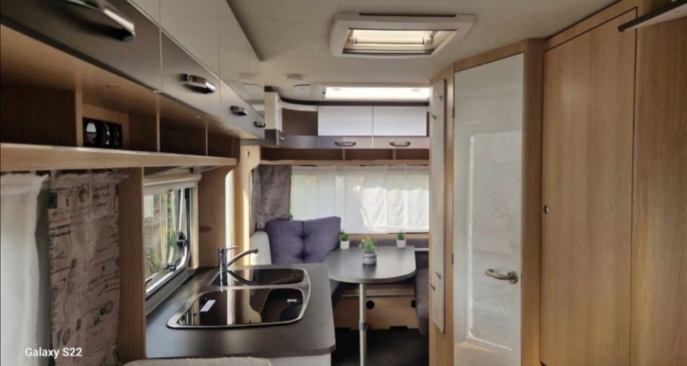 HYMER ERIBA LIVING 471, fabricatie 2017, inmatriculata, impecabila !