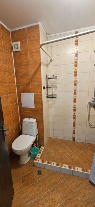 Дава се под наем Тристаен апартамент в Бургас, Славейков - 110 кв.м за 668.1 € - Снимка #4